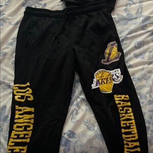 Women Lakers  Black Sweatpants